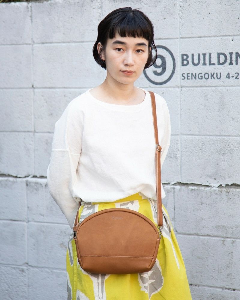 ポシェットの色：ミルクチョコ