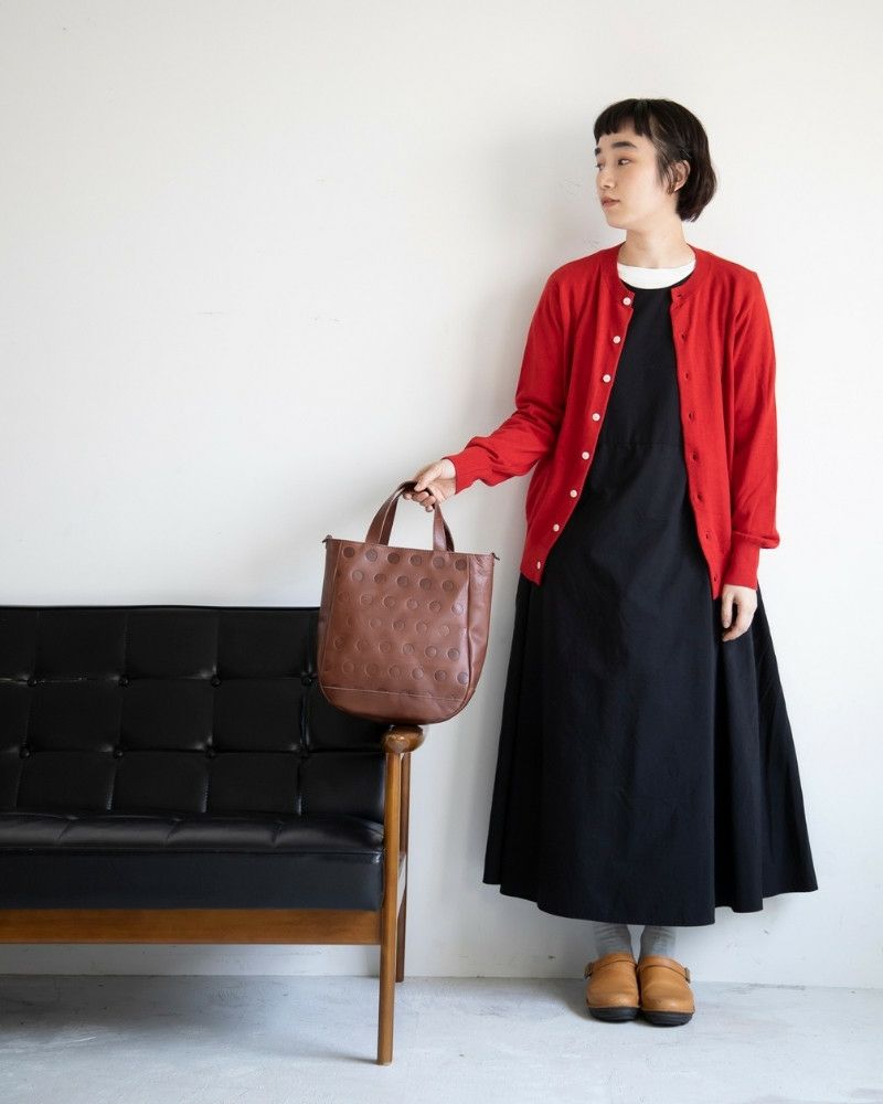 トートバッグの色：ダークブラウン