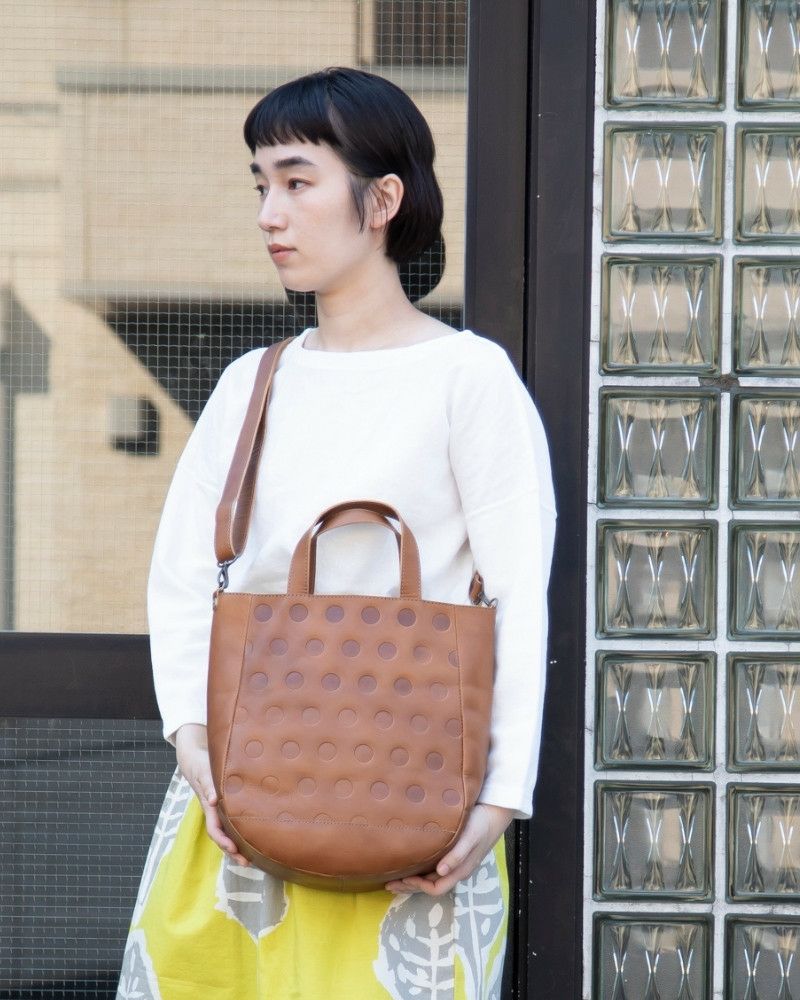 トートバッグの色：アッシュグレー