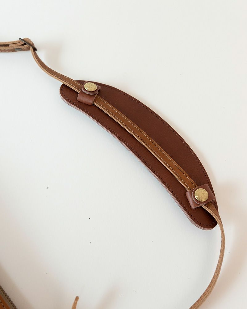 プラスオンアイテムの色：ダークブラウン