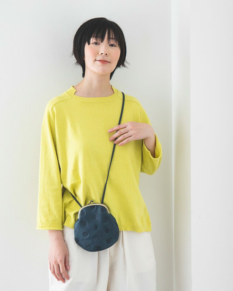 がま口ポシェットの色：ネイビー