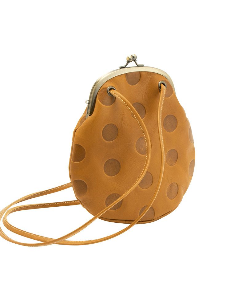 がま口ポシェットの色：キャラメル