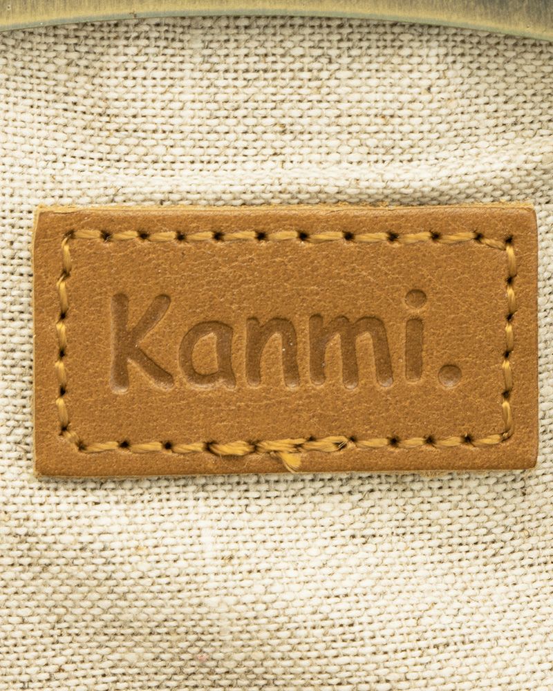 がま口ポシェットの色：キャラメル