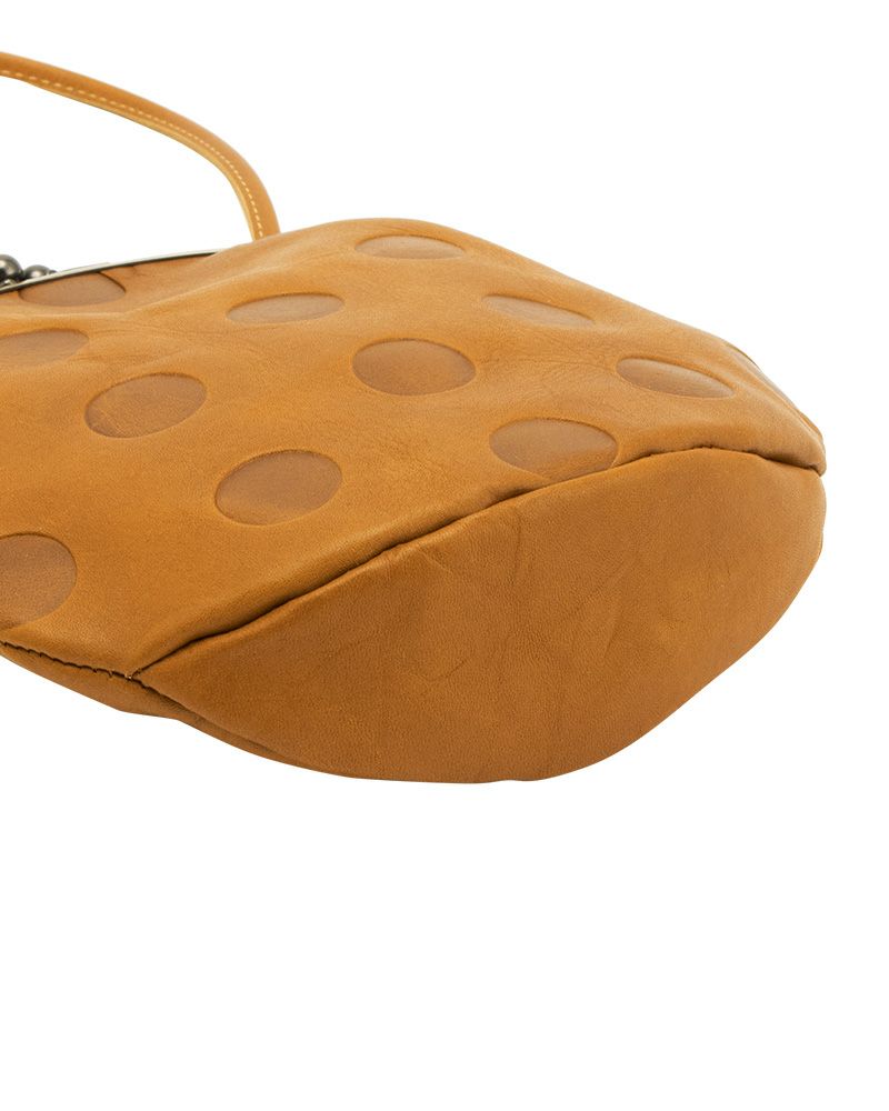 がま口ポシェットの色：キャラメル