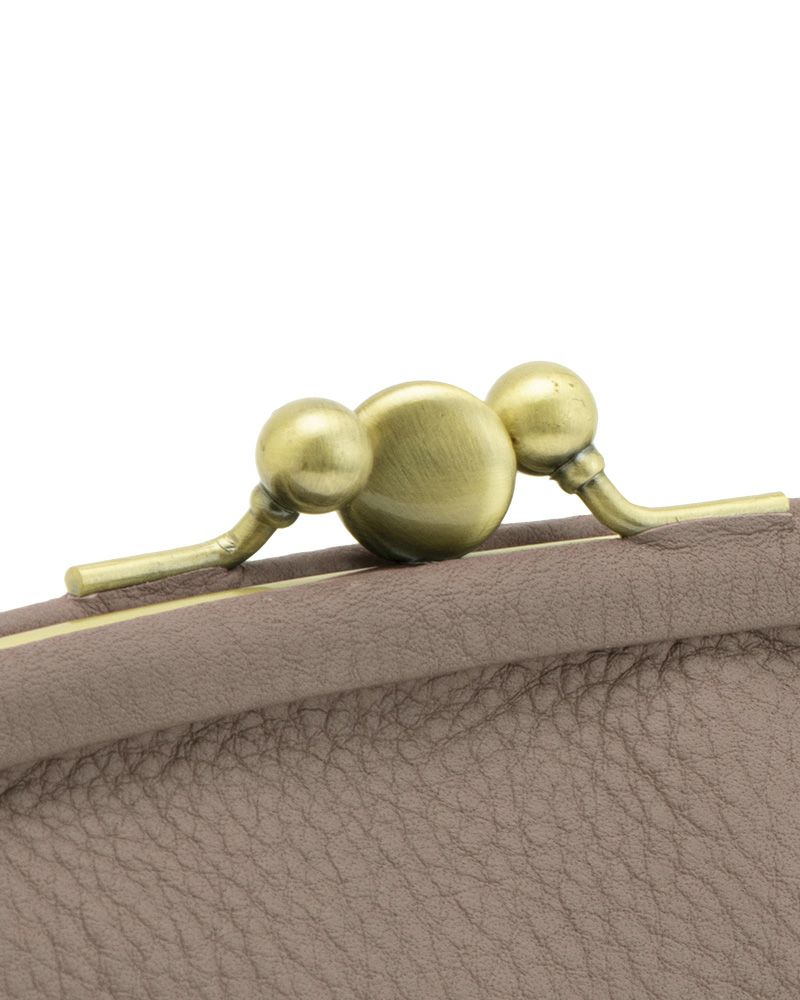 がま口ポシェットの色：ピュアグレー