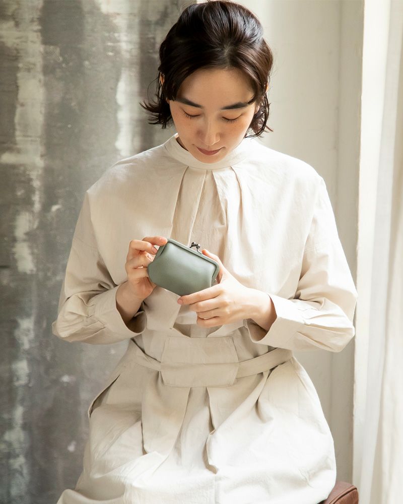 がま口の色：キャットブルー