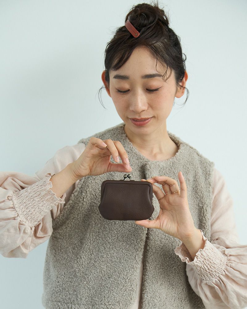 がま口の色：ダークブラウン