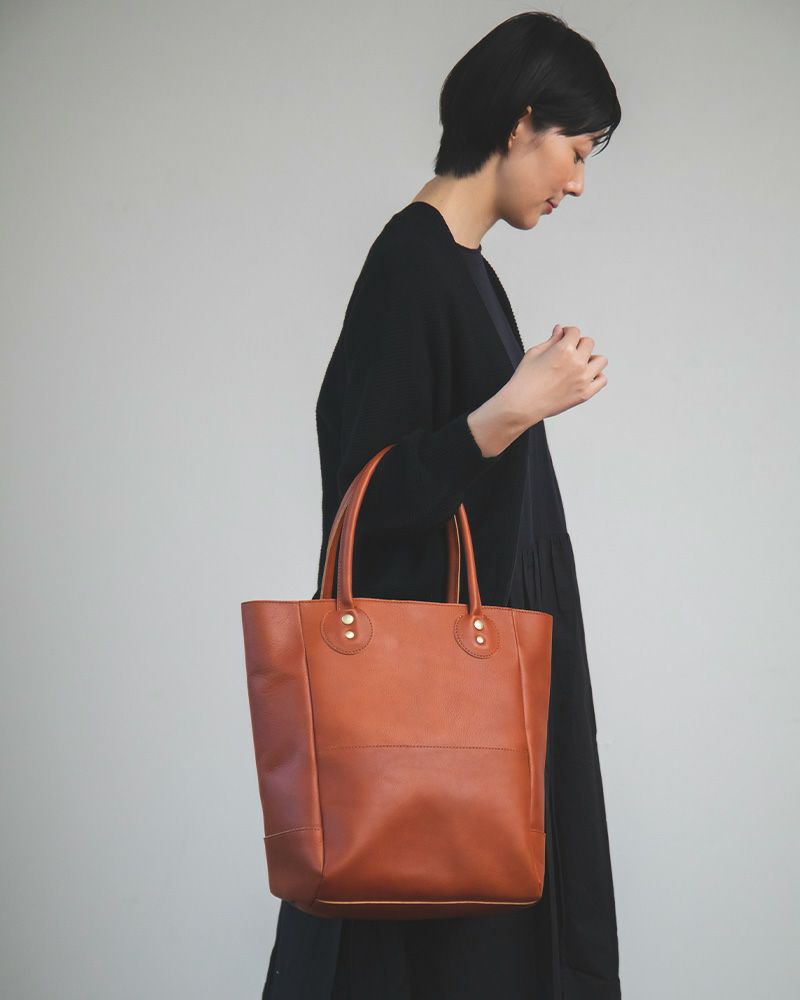 トートバッグの色：レンガ