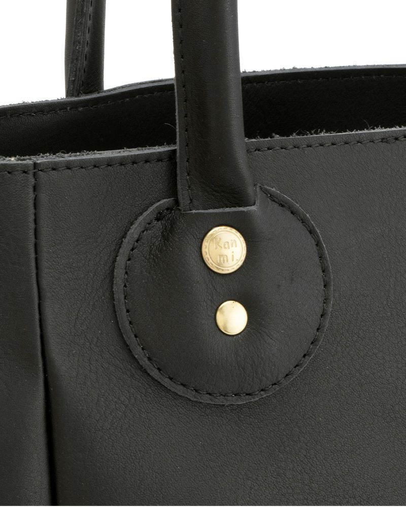 トートバッグの色：クロ