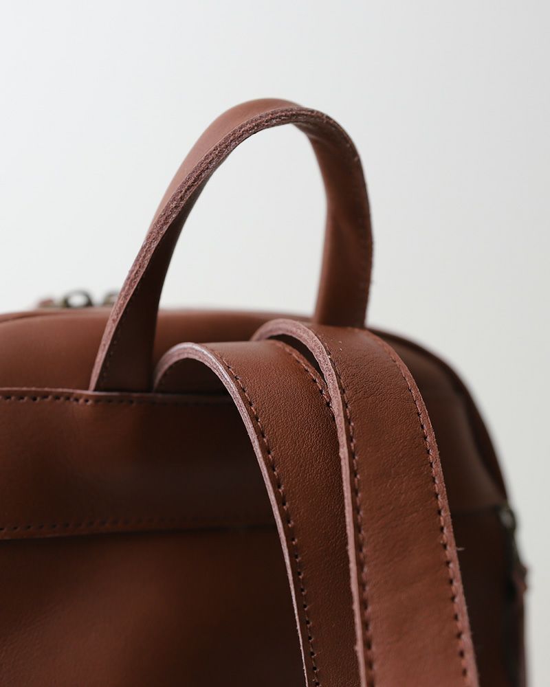 リュックの色：ダークブラウン（終売）