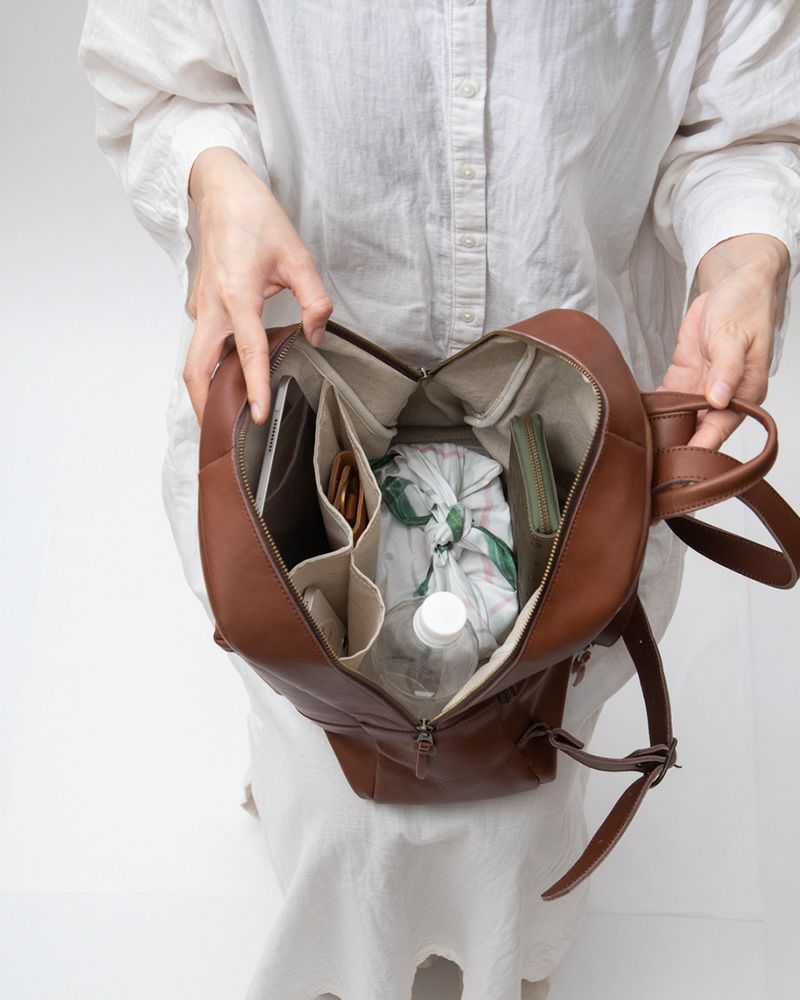 リュックの色：ダークブラウン（終売）