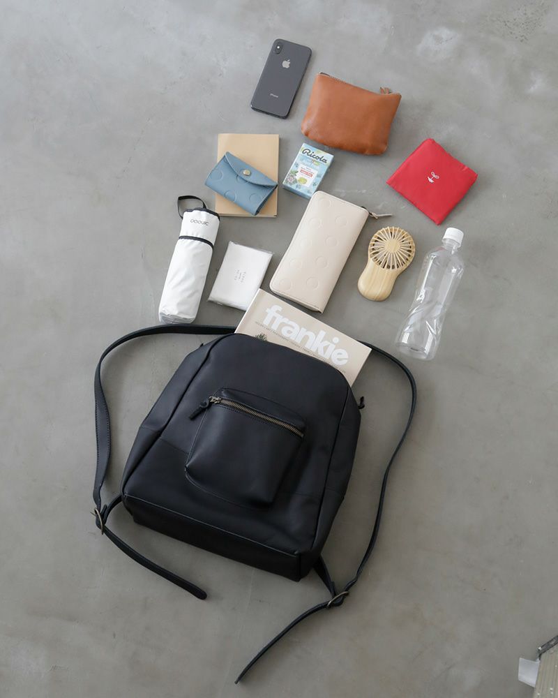 リュックの色：クロ