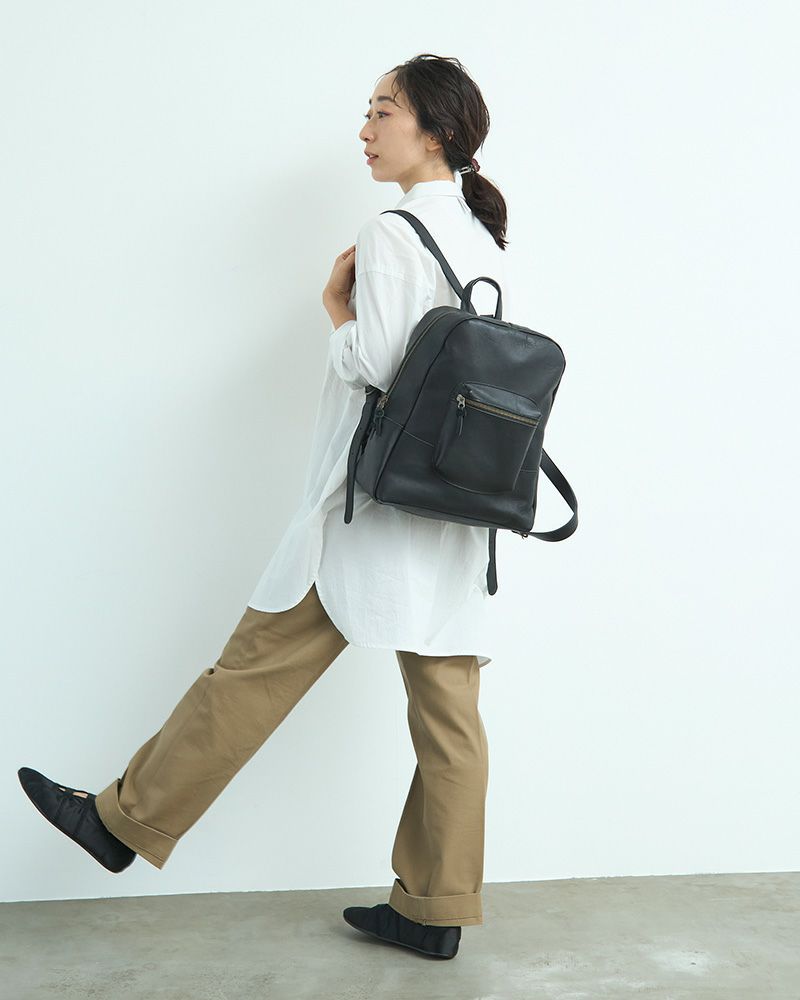 リュックの色：クロ