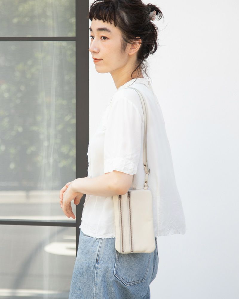 ポシェットの色：バニラ