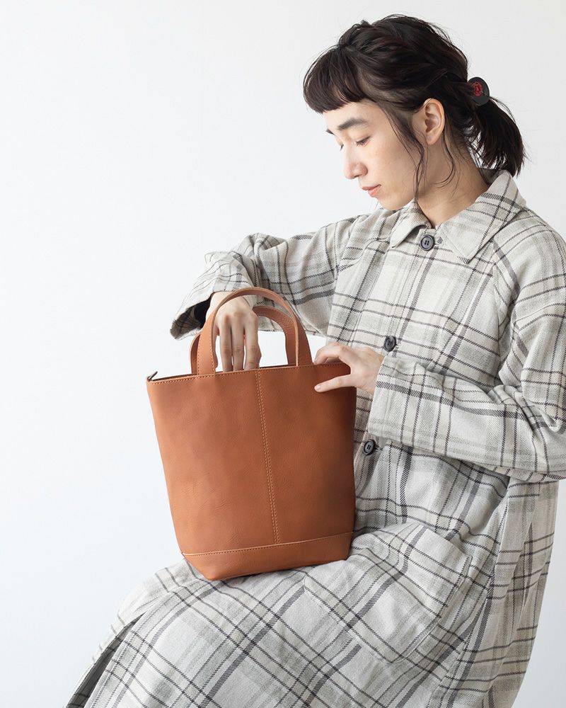 itsu mono 2WAYバッグ：キャラメル