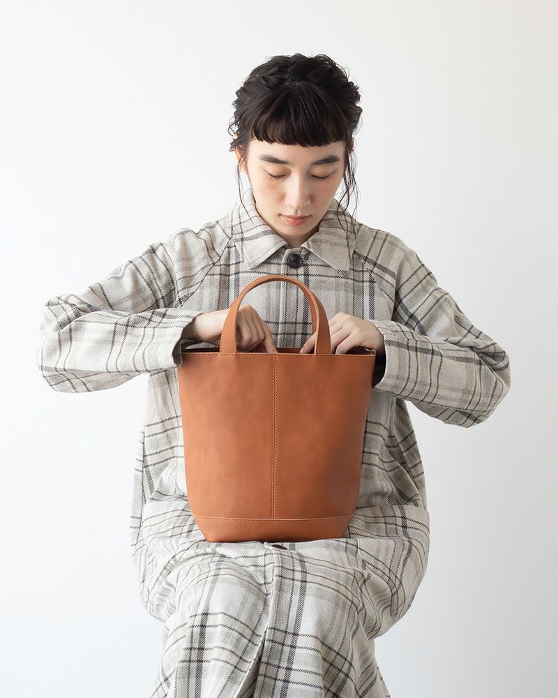 itsu mono 2WAYバッグ：キャラメル