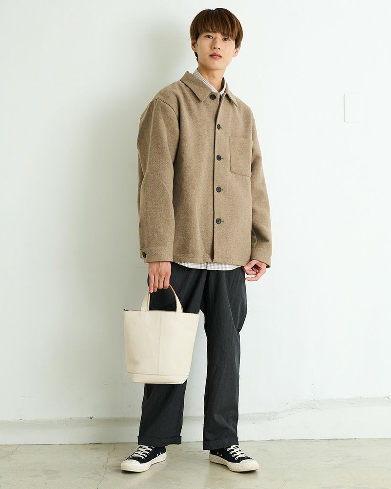 ユニセックスで使える本革トートバッグ