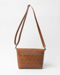 最終価格　kanmi カンミ　キャンディ　ショルダーバッグ　アッシュグレー 楽天市場】Kanmi. /カンミ キャンディ ショルダーバック B23-92