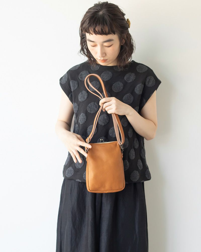 がま口ポシェットの色：ミルクチョコ