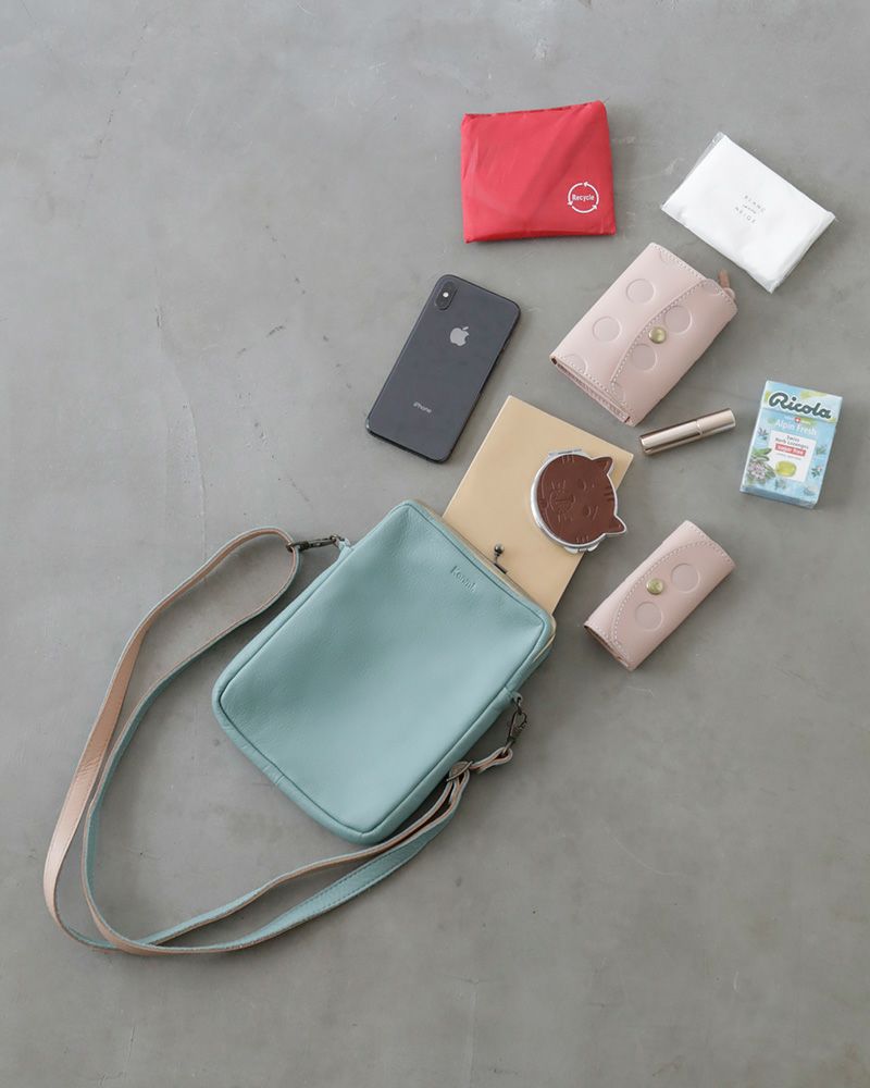 がま口ポシェットの色：サックス