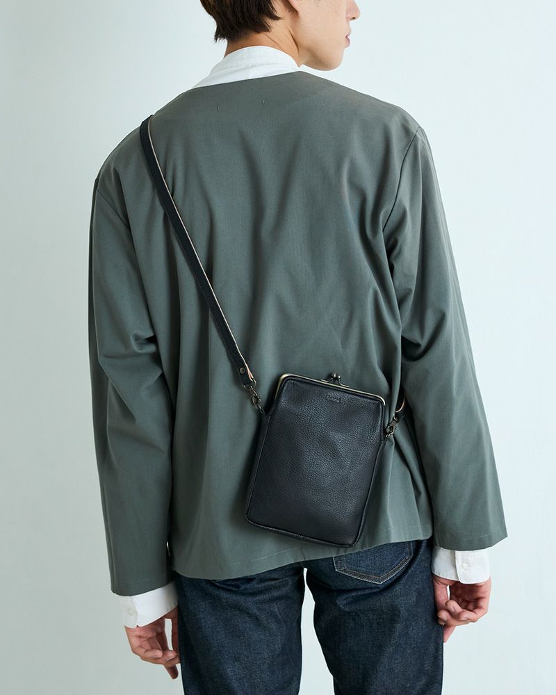 必需品を入れて身軽にお出かけ