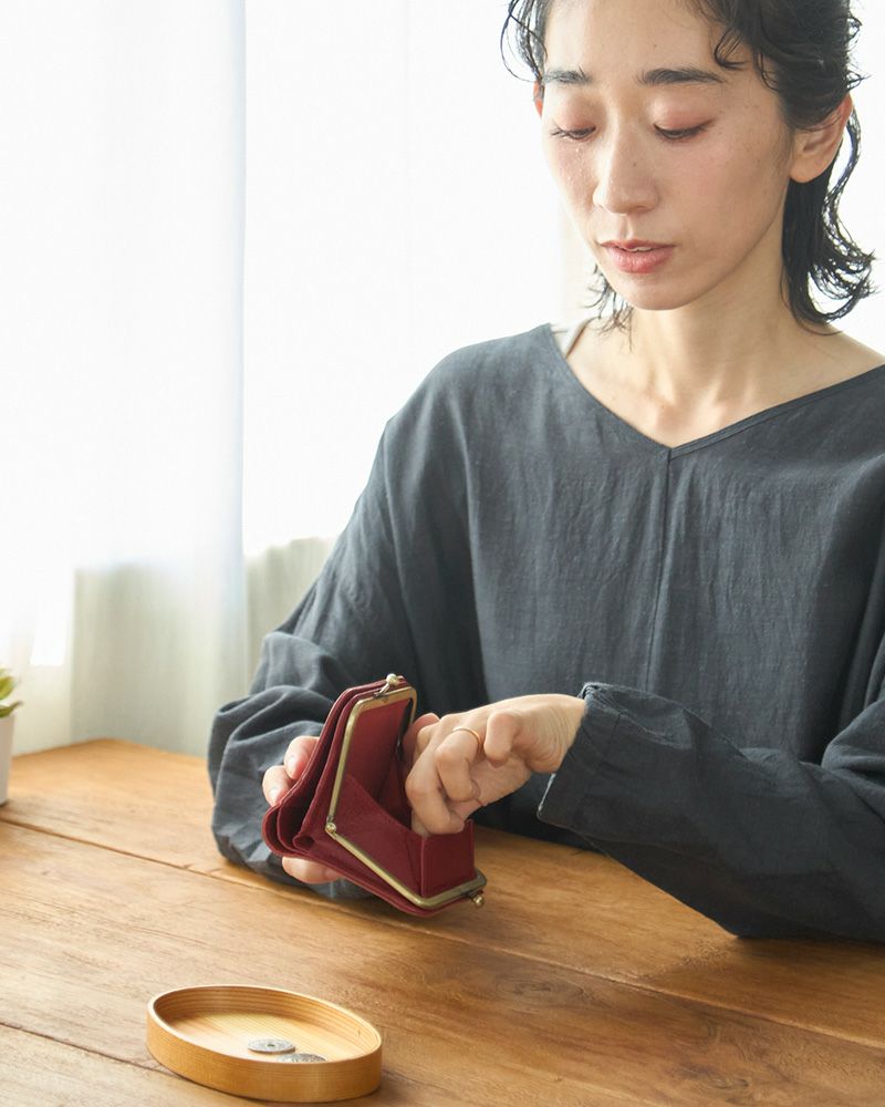 小銭が見やすく出しやすいから、お会計もスムーズ「ドロップツリー がま口 コンパクトウォレット」