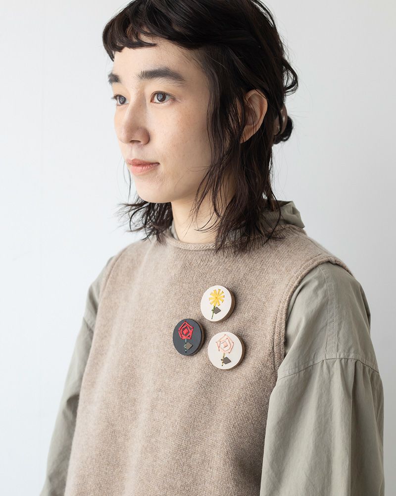 「sa i te ブローチ」