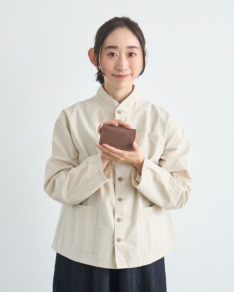 ユニセックスでお持ちいただけるシンプルデザイン／モカグレー