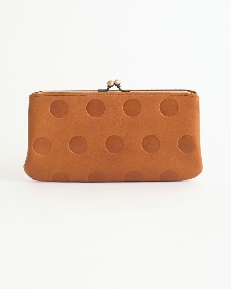 キャンディ あおりロングがま口ウォレット：キャラメル