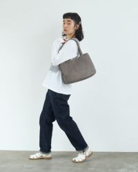 kanmi★カンミ★未使用★A4が入る「ミルフィーユ がま口 トートバッグ」 kanmi☆カンミ☆未使用☆A4が入る「ミルフィーユ がま口 トート