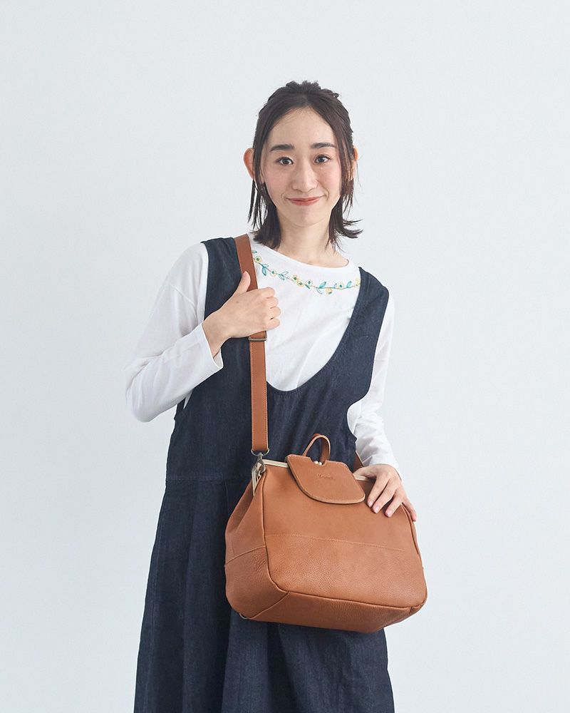 リュック&#8644;ショルダー&#8644;ハンドバッグを気分で選べる、ワンバッグ3役の頼れる相棒。