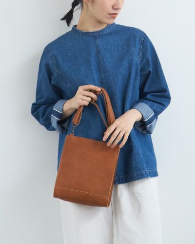 浅草発！Kanmiの上質レザーアイテムで通勤も普段使いも楽しく。両手が