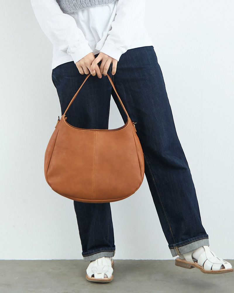 「marucoワンショルダーバッグ」キャメル