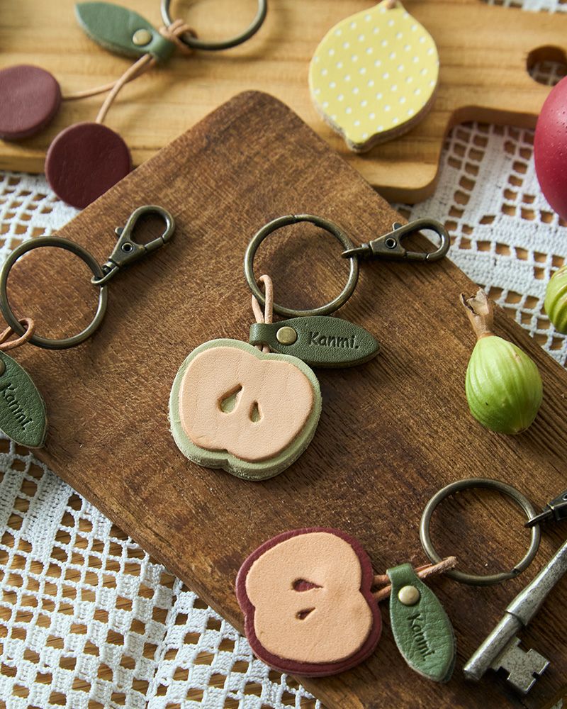 フルーツ型レザー風キーホルダー6個セット アンティーク ときめく