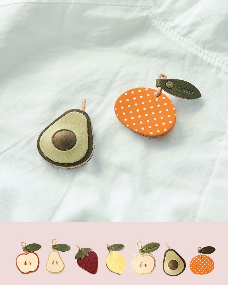 「森の果実 ブローチ」全８種