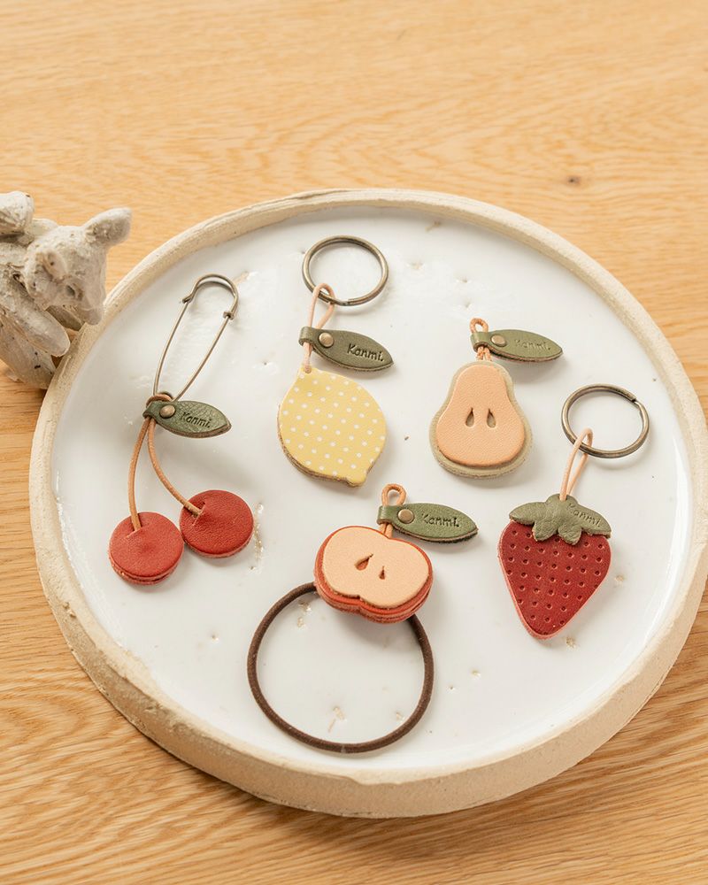 ジューシーな「森の果実 ヘアゴム」 シリーズ