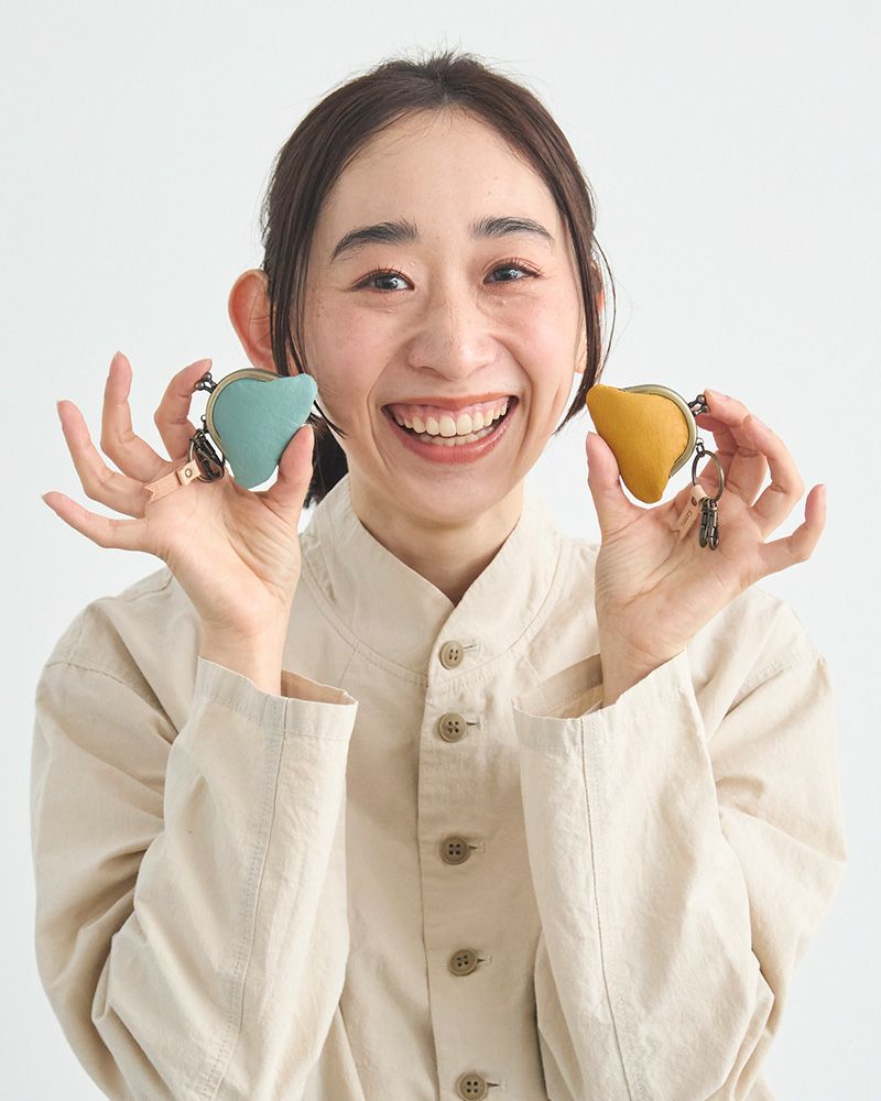 ついつい触りたくなる「フカフカ こがま口 キーリング」 | Kanmi