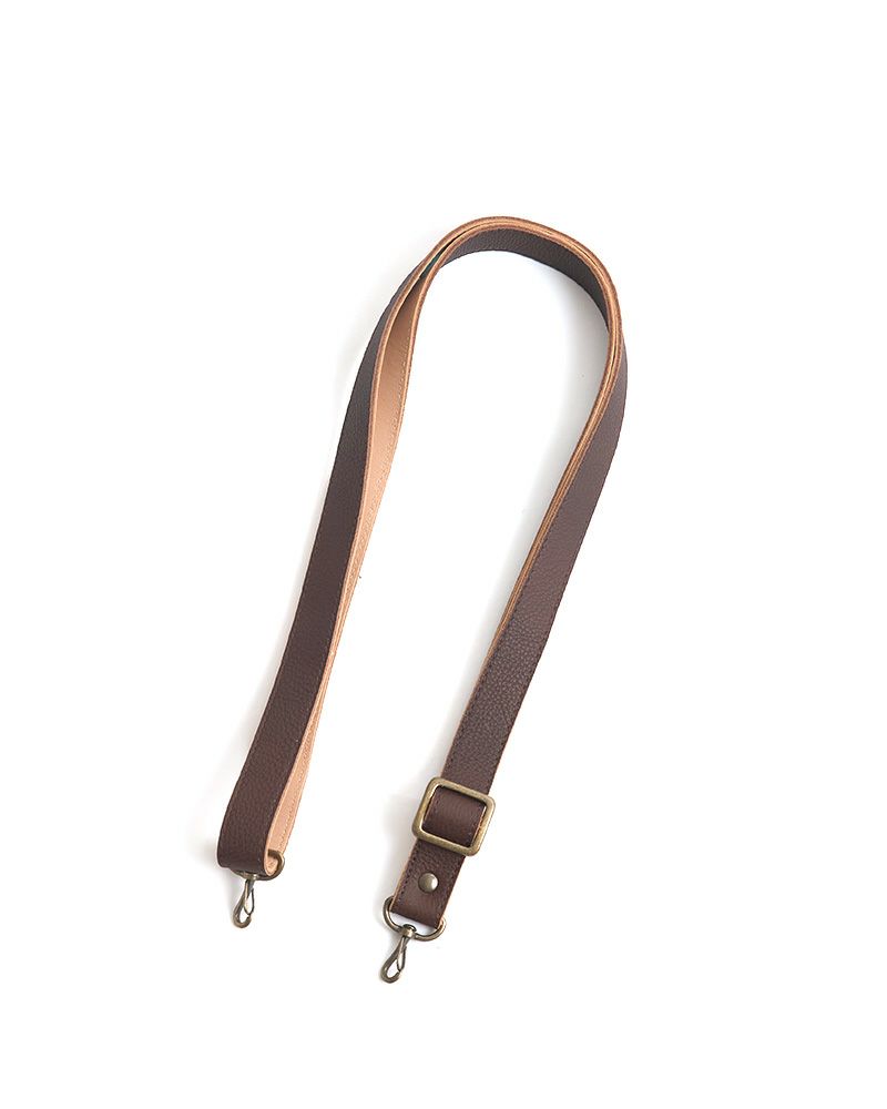 フリーショルダーの色：ダークブラウン