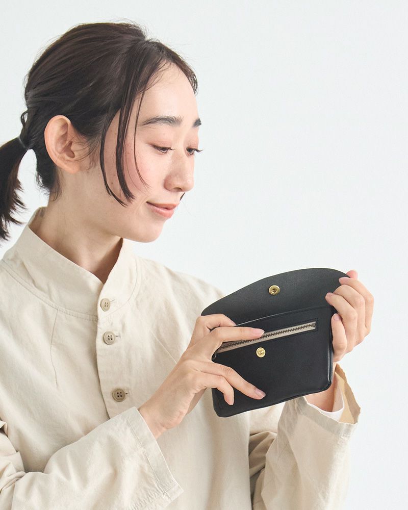 スリムで軽い「ドロップツリー ポケットロングウォレット