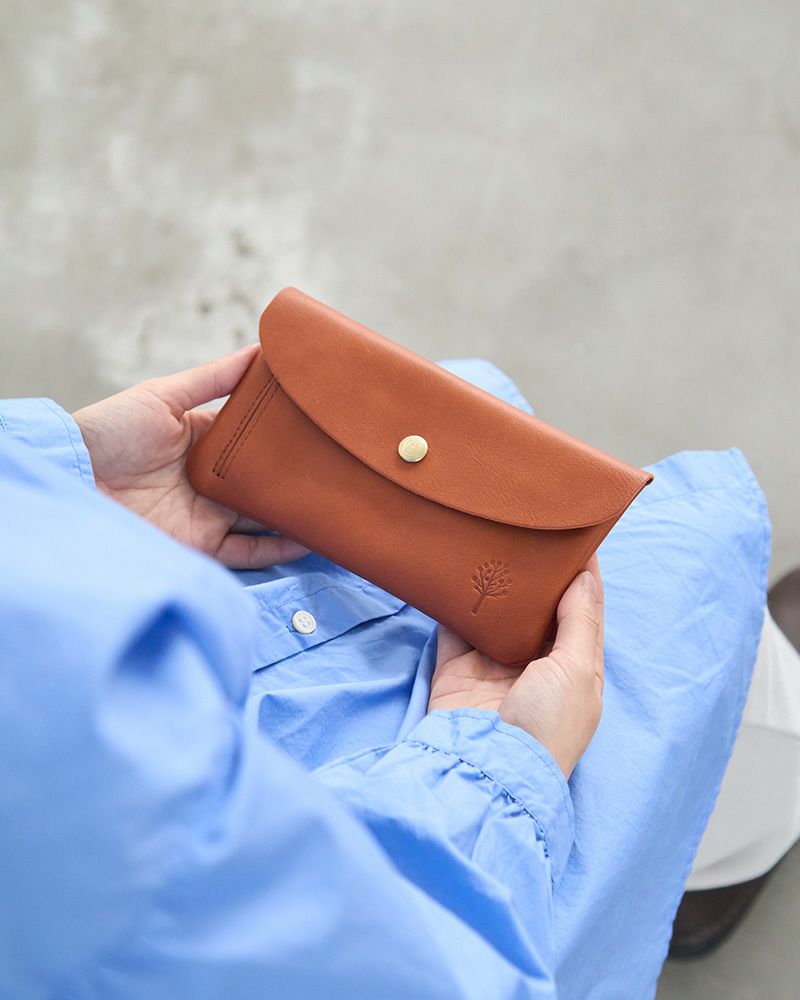 長財布の色：キャメル