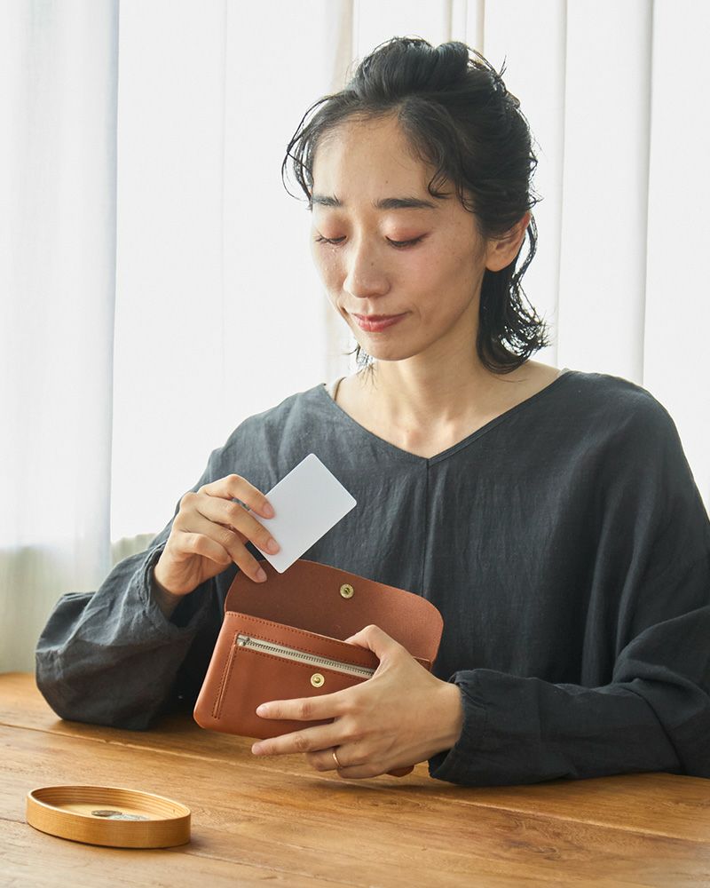 長財布の色：キャメル
