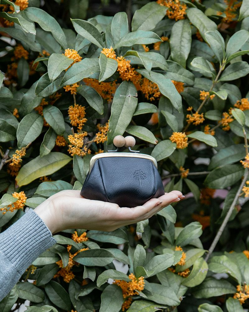 木の温もりとコロンとしたカタチが愛らしい「ドロップツリー木玉 お