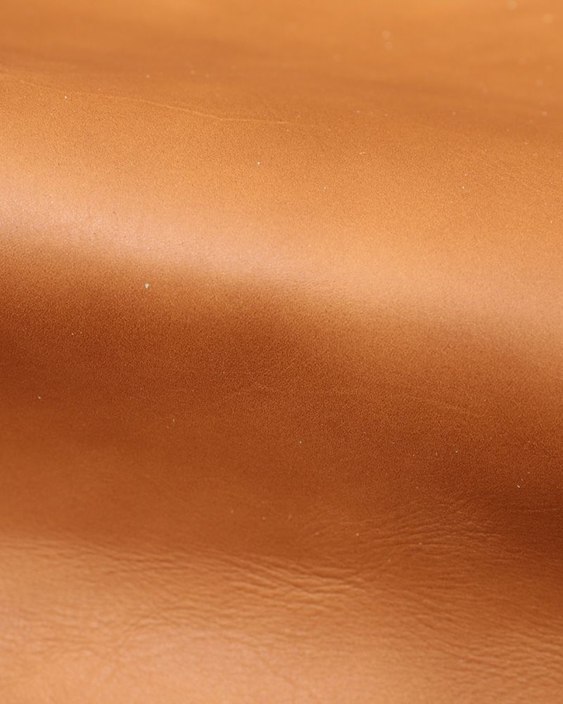 マットな質感と上品なツヤが特徴です。