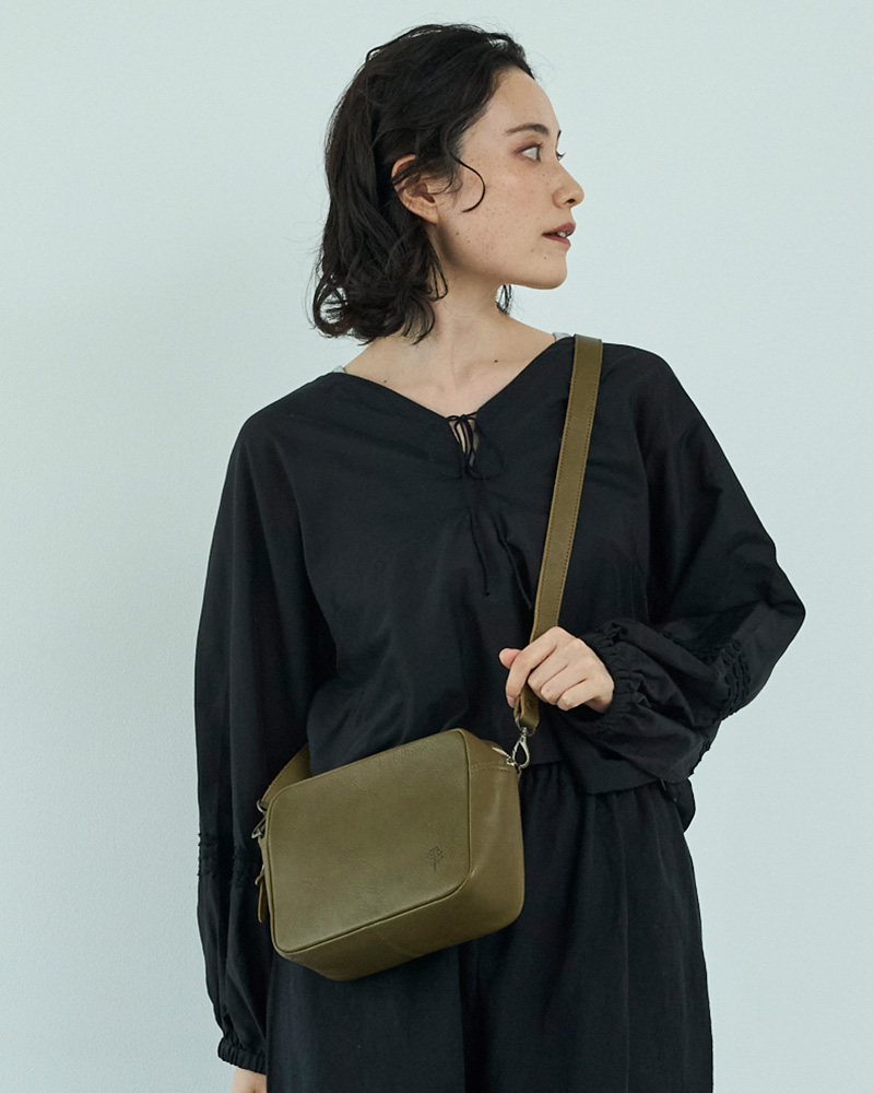 ドロップツリー BOXショルダーバッグ：グリーン