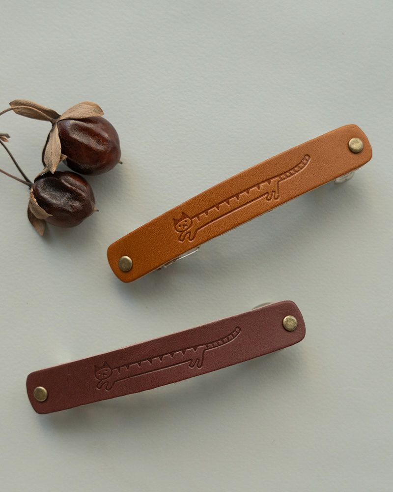 上：ながーいねこキャラメル／下：ながーいねこスミレ