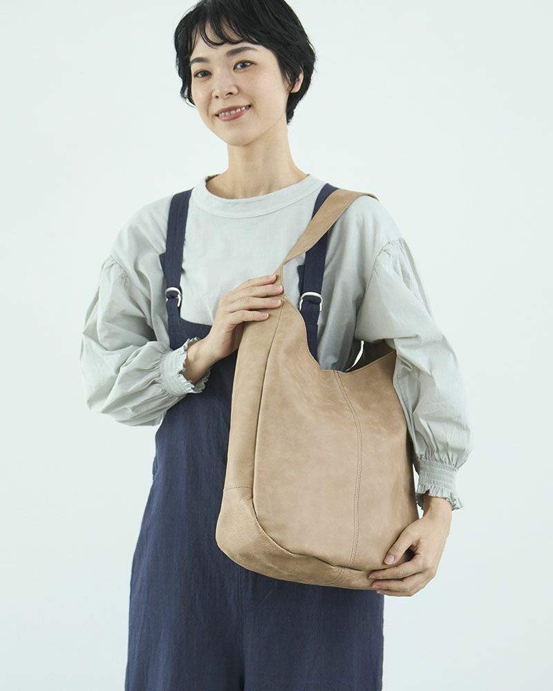 fuwari ワンショルダーバッグ グレージュ