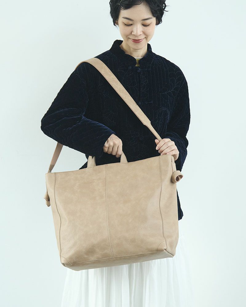 fuwari トートショルダーバッグ (L) グレージュ