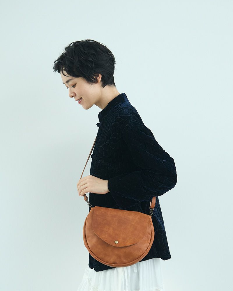 「fuwari ポシェット」キャメル