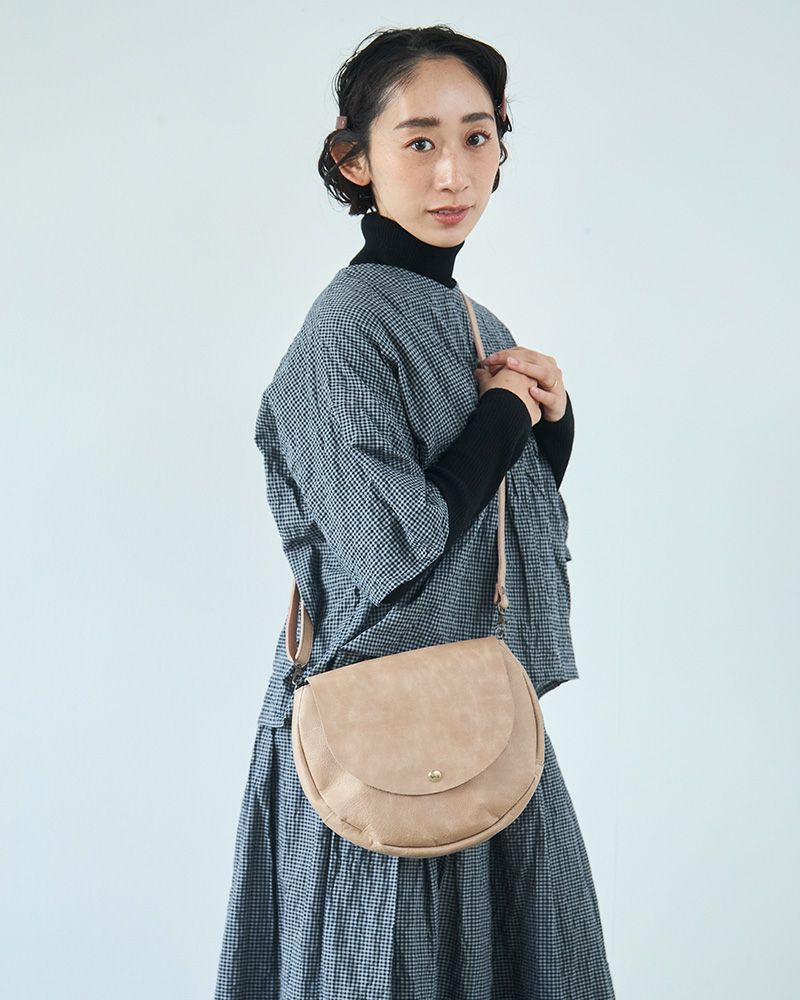 「fuwari ポシェット」グレージュ
