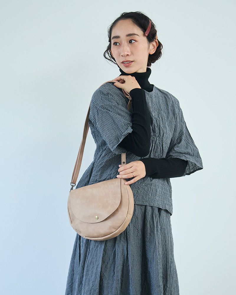 「fuwari ポシェット」グレージュ